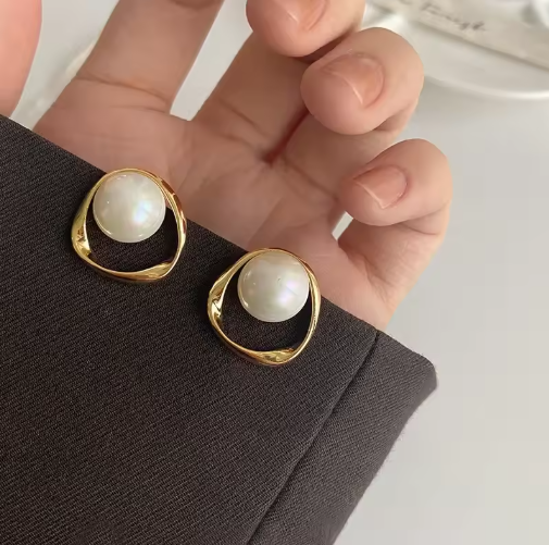 Premium Pearl Earrings