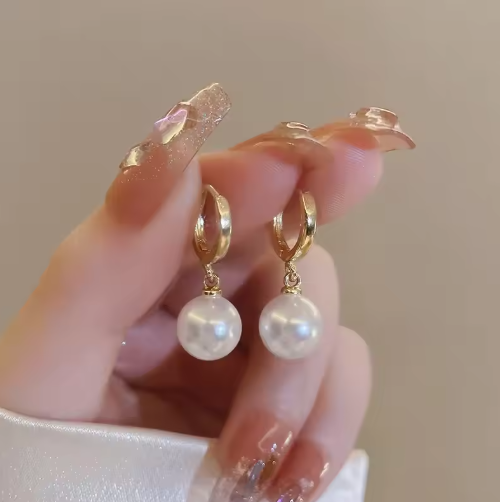 Deluxe Pearl Earrings